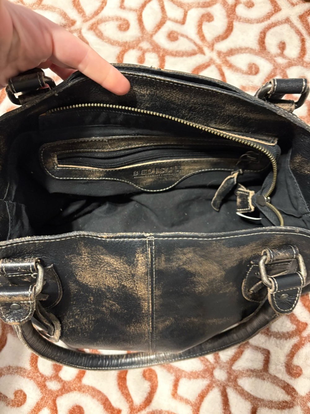 Bed Stu Rockababy Black Distressed Leather Shoulder Bag - Picture 4 of 6